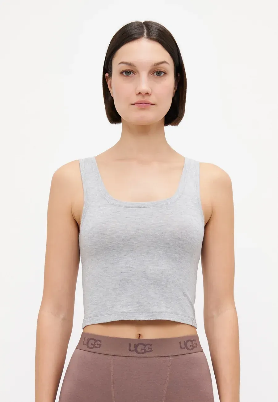 Фото № 1 с приближением к товару «‎ADRIANNE»