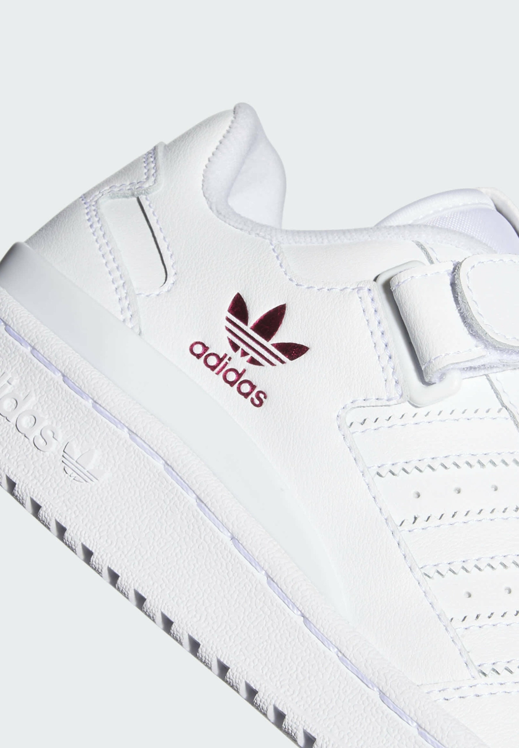 Фото № 5 с приближением к товару «‎Adidas Niskie»