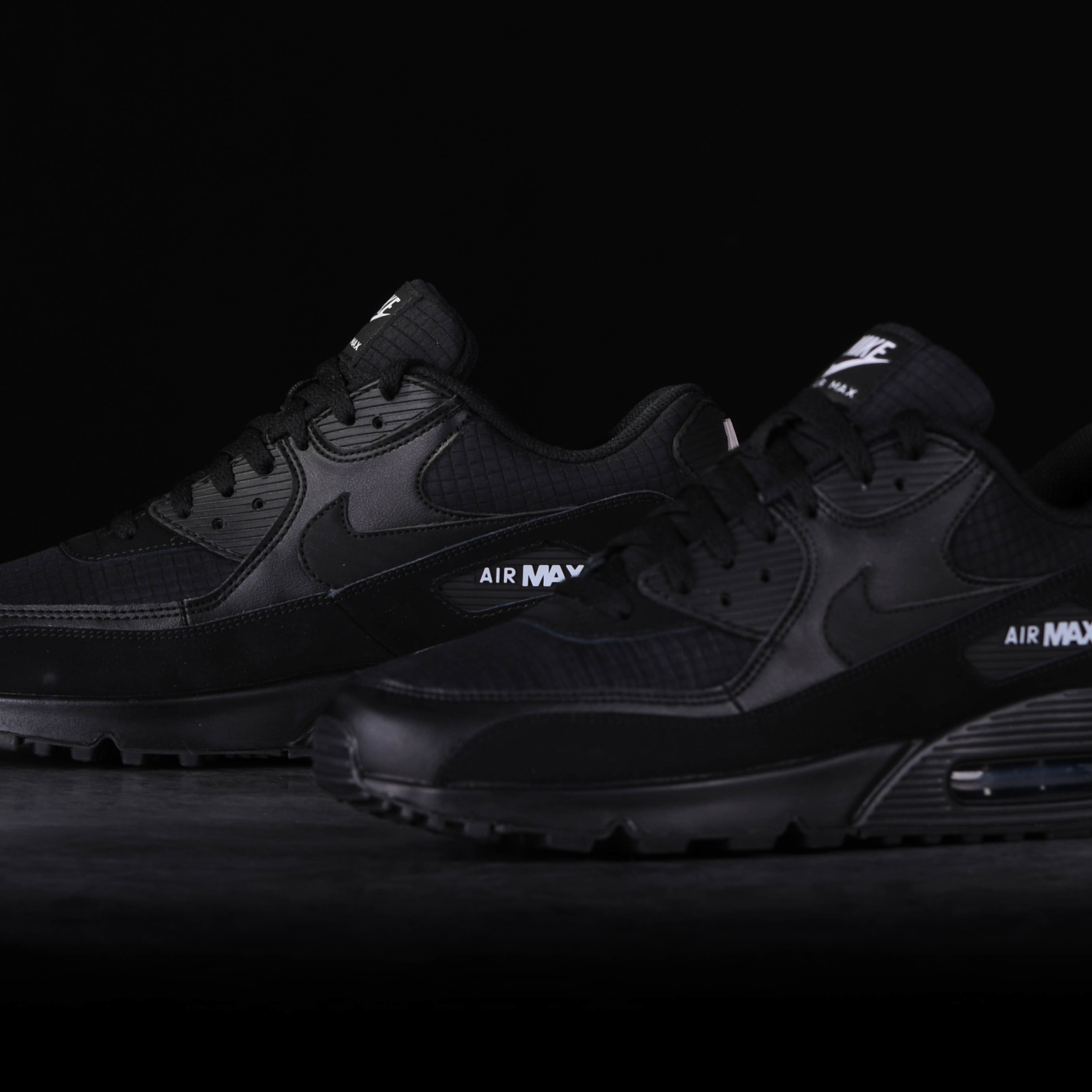 Фото № 3 с приближением к товару «‎Nike Air Max 90 Essential Black»