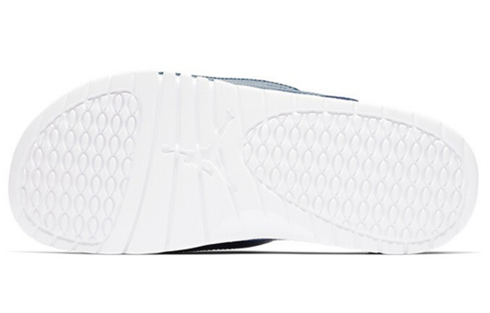 Фото № 4 с приближением к товару «‎Nike Air Jordan Hydro 11 Retro White Navy»
