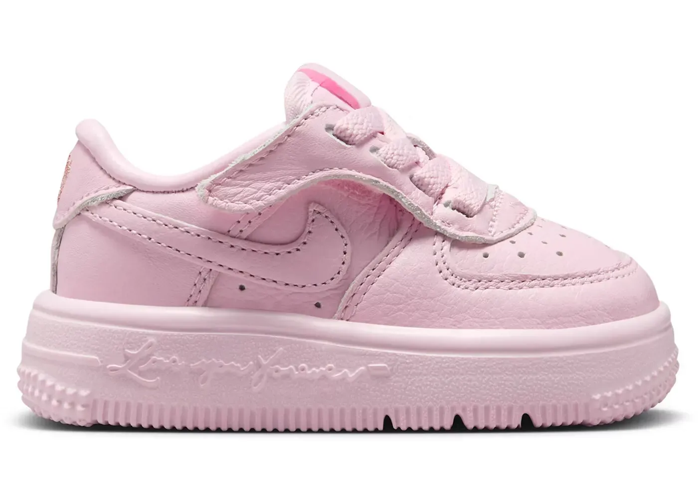 Фото № 1 с приближением к товару «‎Nike Force 1 Low EasyOn»