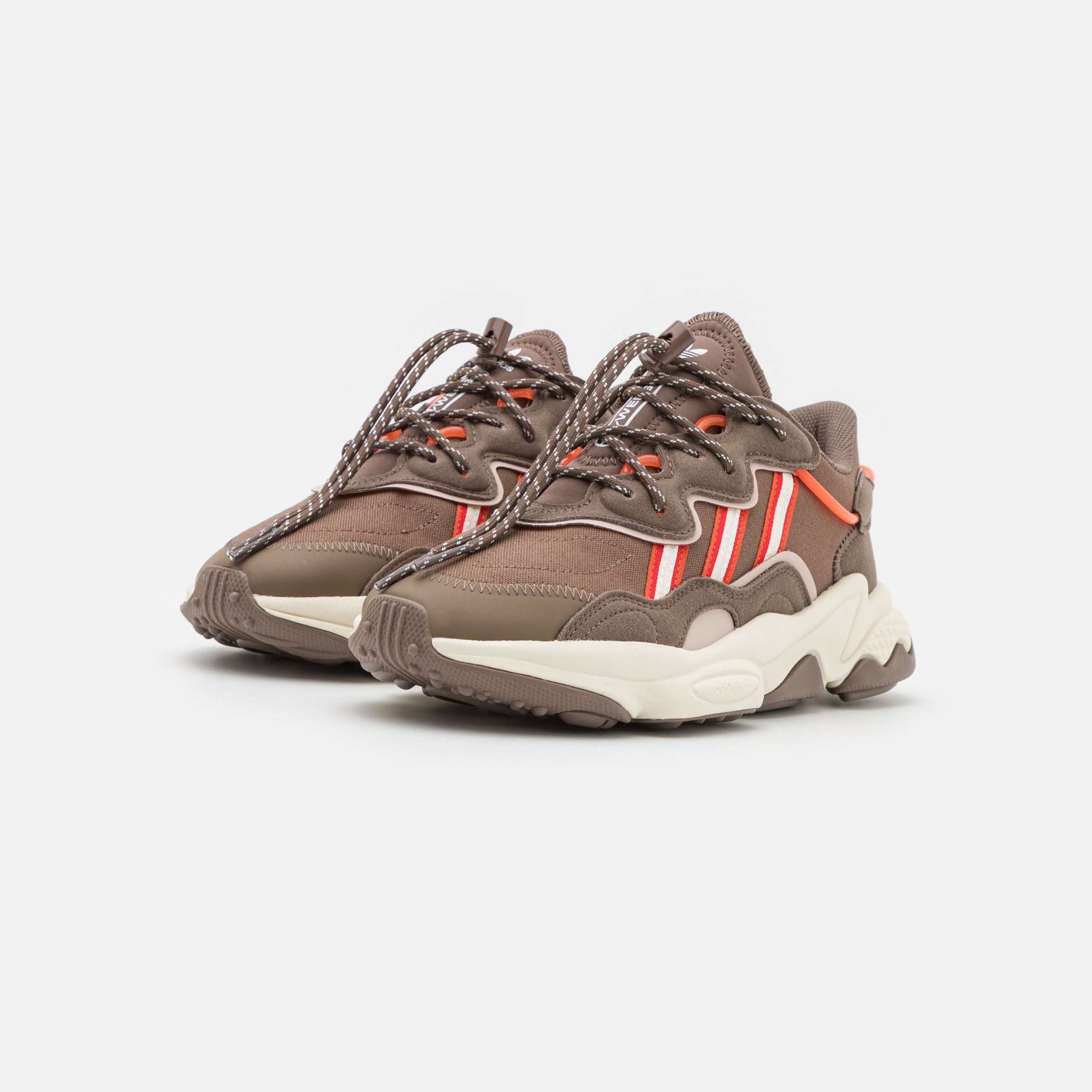 Фото № 2 с приближением к товару «‎Adidas Ozweego »