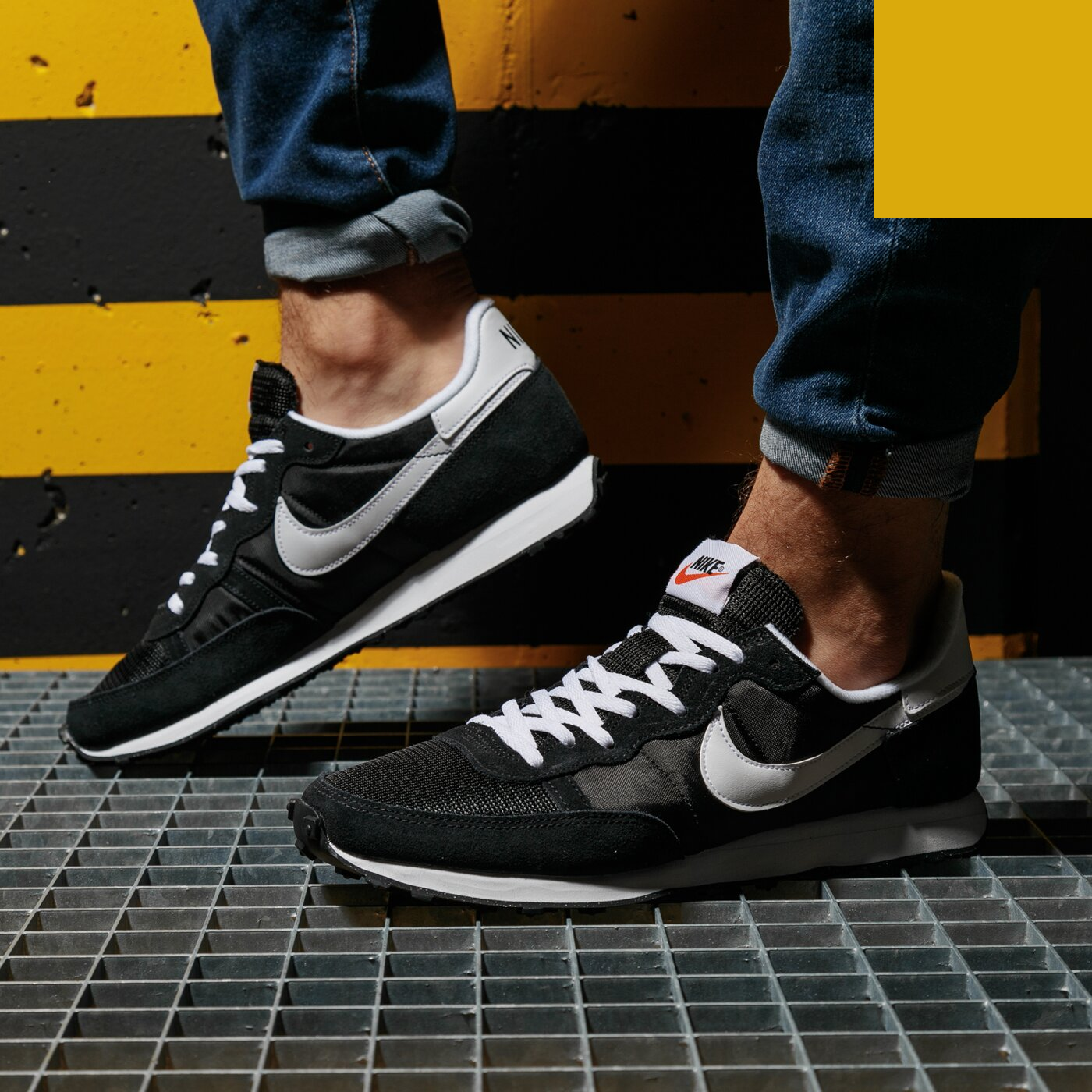 Фото № 2 с приближением к товару «‎Nike Challenger OG 'Black White'»