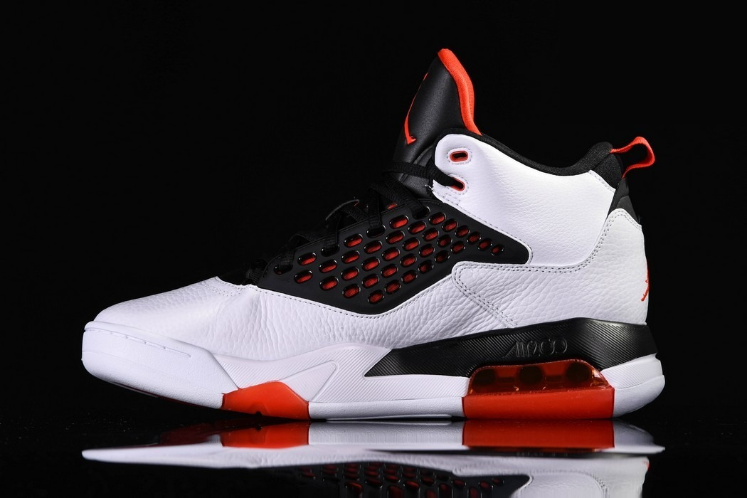 Фото № 2 с приближением к товару «‎Nike Air Jordan Maxin 200 Team »