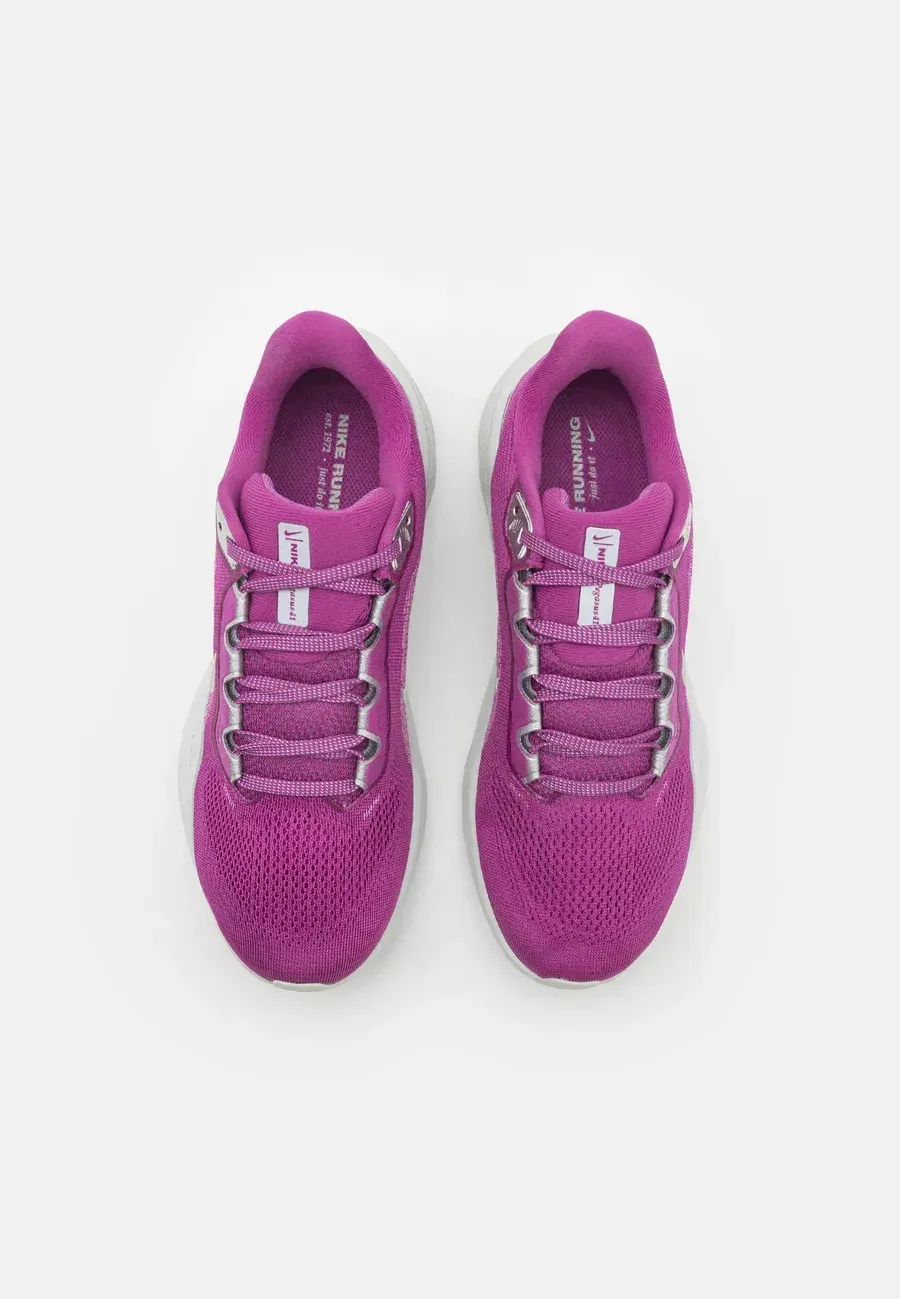 Фото № 4 с приближением к товару «‎AIR ZOOM PEGASUS 41 PRM»