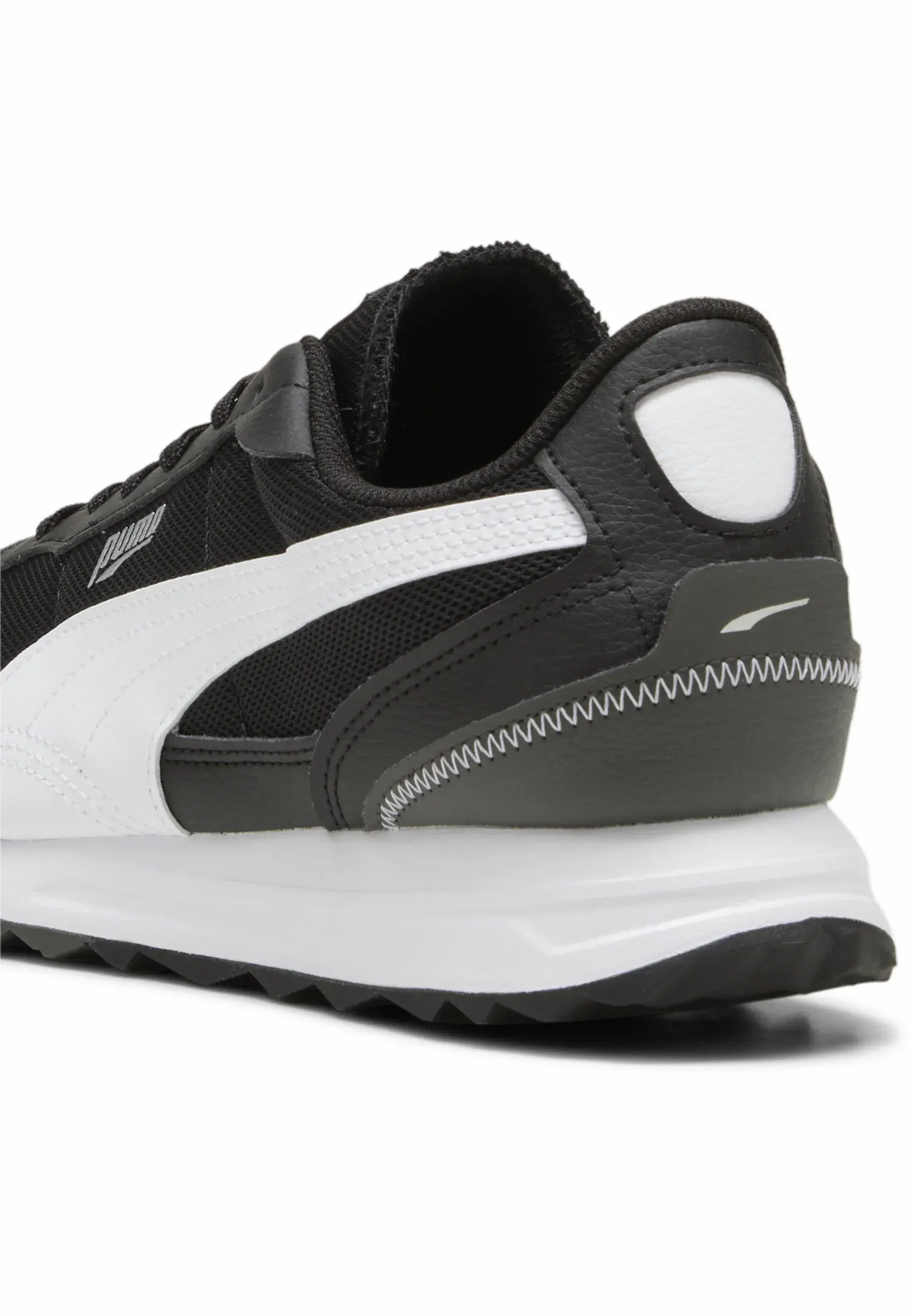 Фото № 4 с приближением к товару «‎ROAD RIDER LTH»