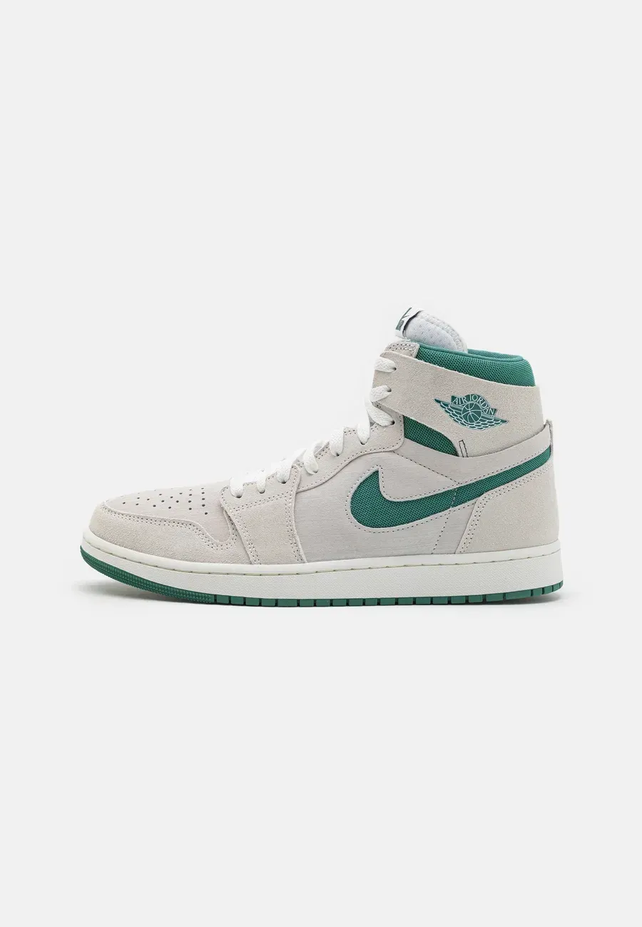 Фото № 1 с приближением к товару «‎AIR JORDAN 1 ZM CMFT 2»