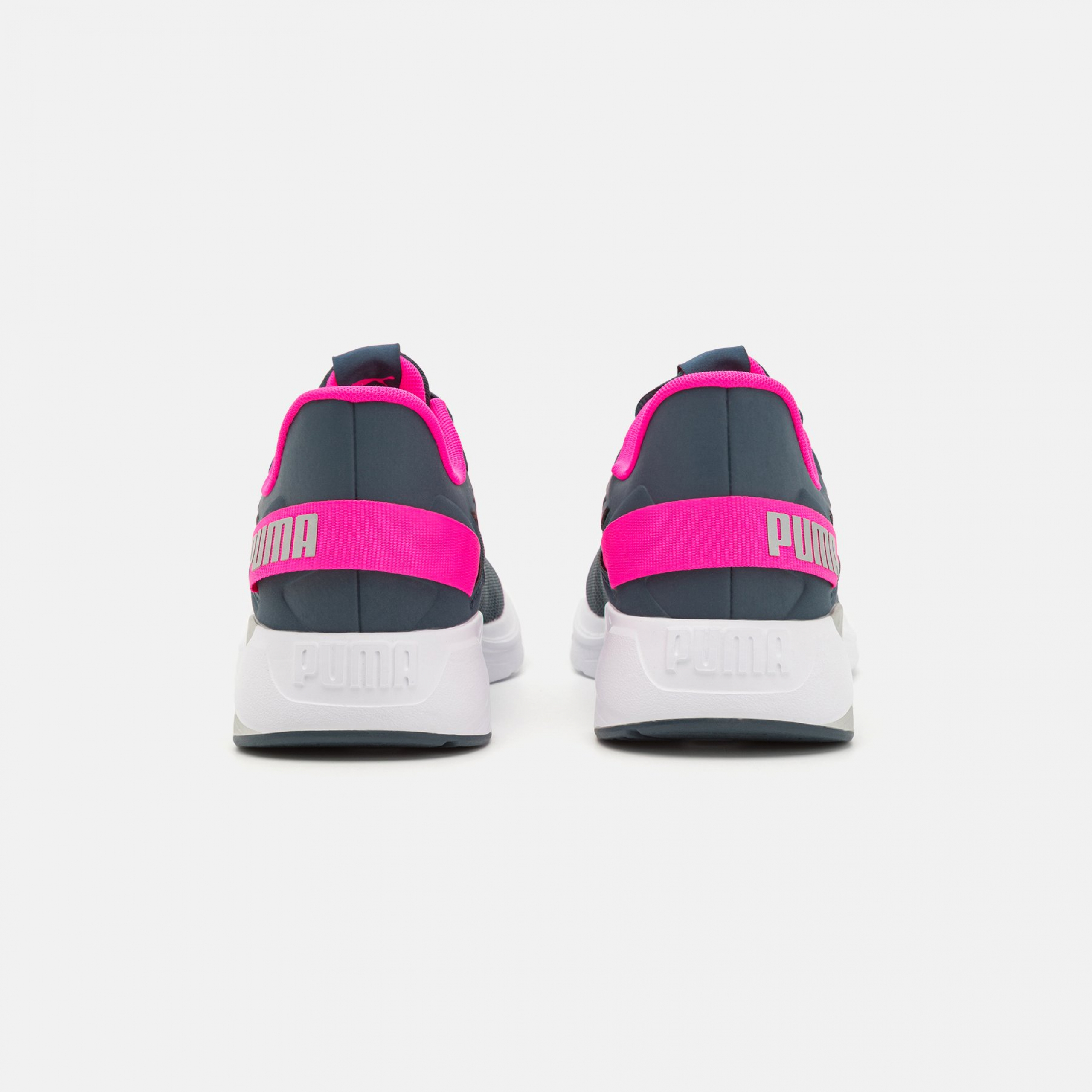 Фото № 3 с приближением к товару «‎Puma Disperse XT 2»