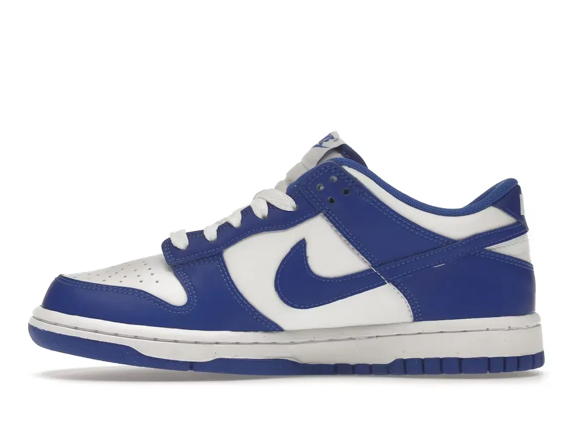 Фото № 3 с приближением к товару «‎Nike Dunk Low»