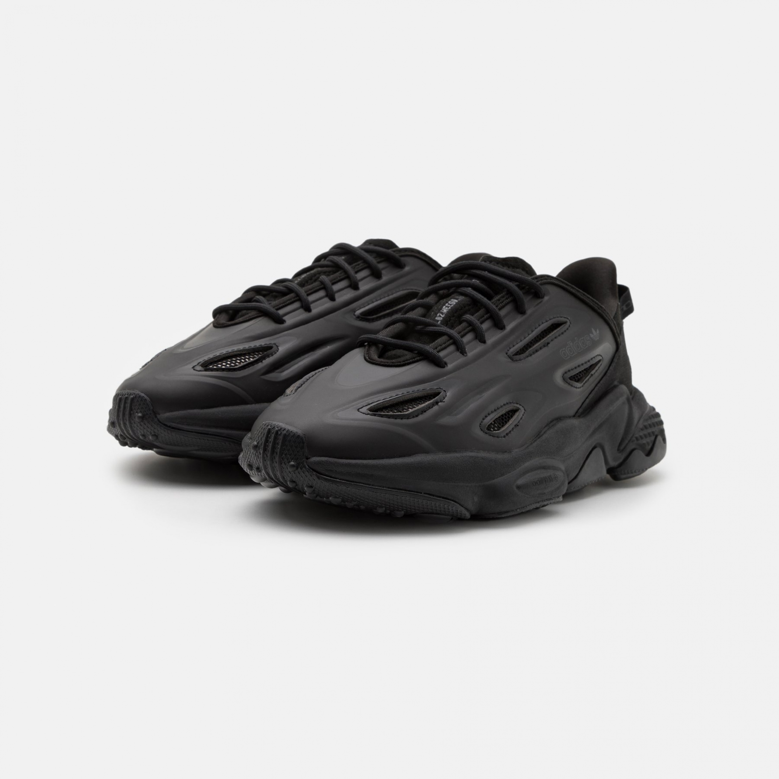 Фото № 2 с приближением к товару «‎Adidas Ozweego Celox »