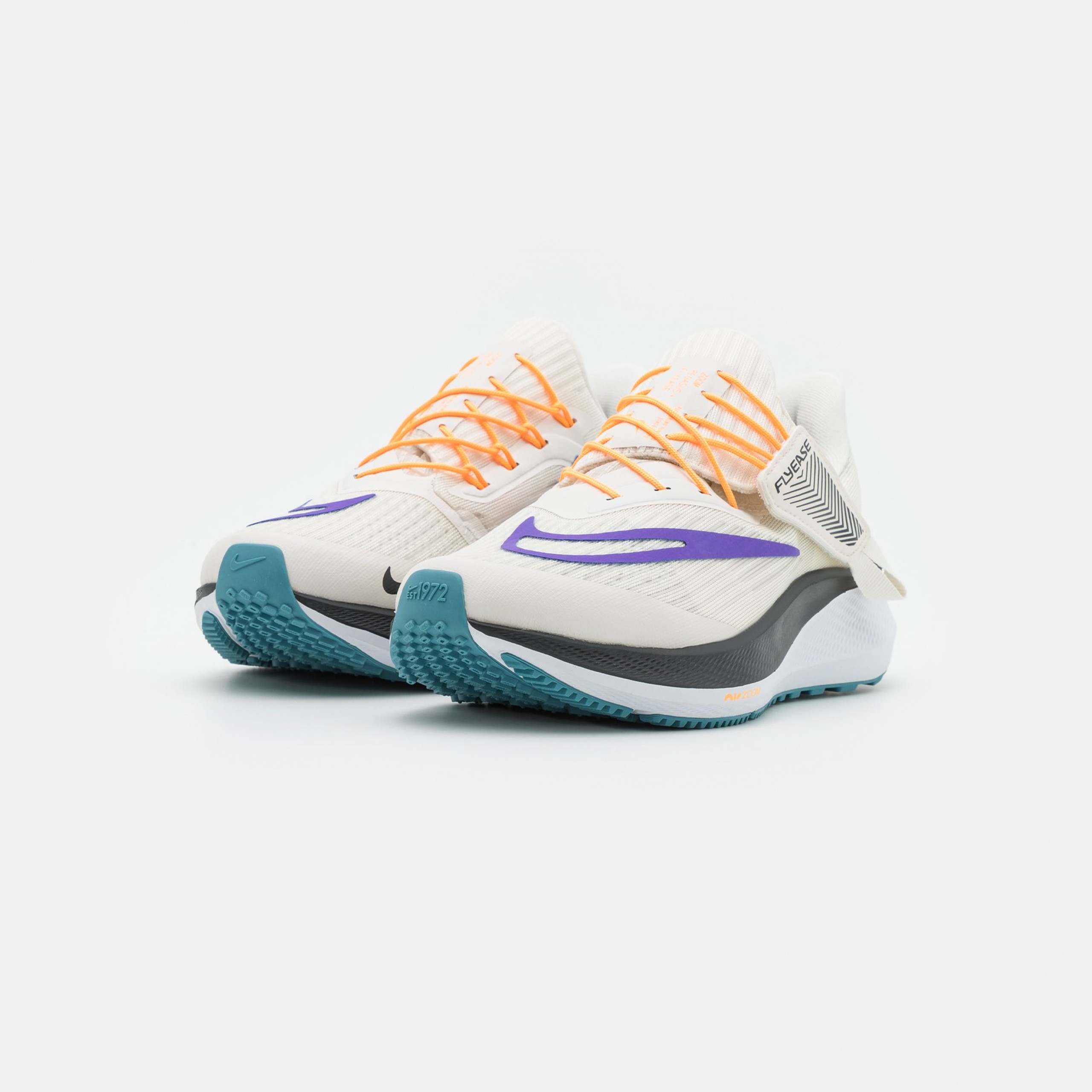 Фото № 2 с приближением к товару «‎Nike Air Zoom Pegasus Flyease»