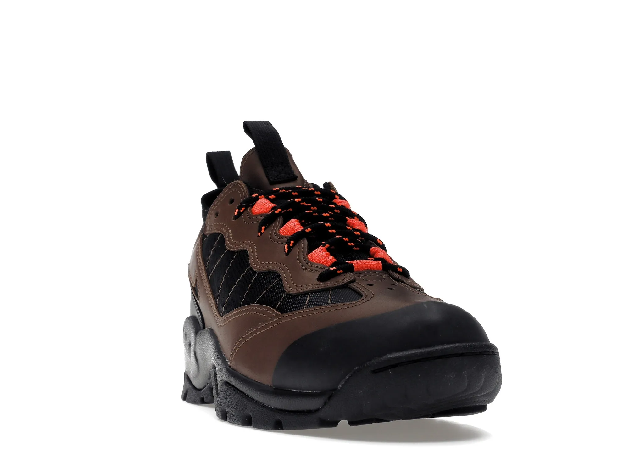 Фото № 4 с приближением к товару «‎Nike ACG Air Mada Low Bison Total Orange»