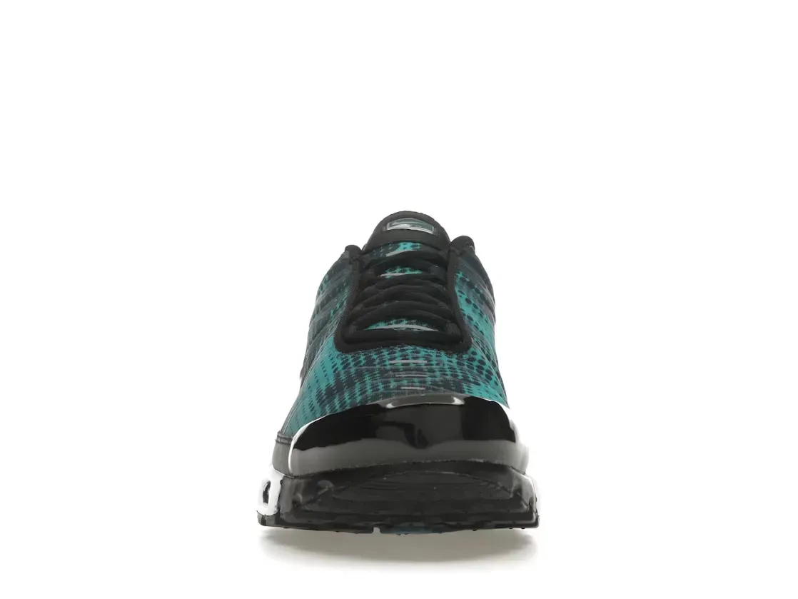 Фото № 2 с приближением к товару «‎Nike Air Max Plus»