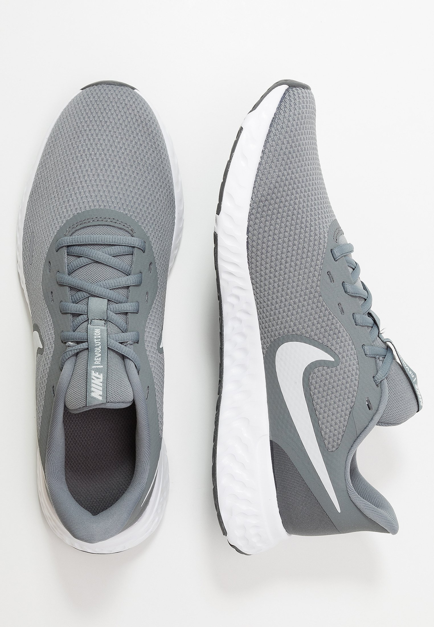 Фото № 2 с приближением к товару «‎Nike Revolution 5»