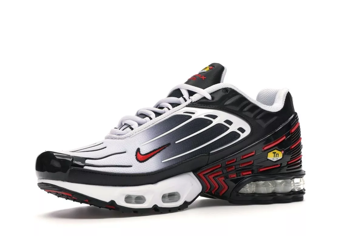 Фото № 2 с приближением к товару «‎Nike Air Max Plus 3 Black Red»