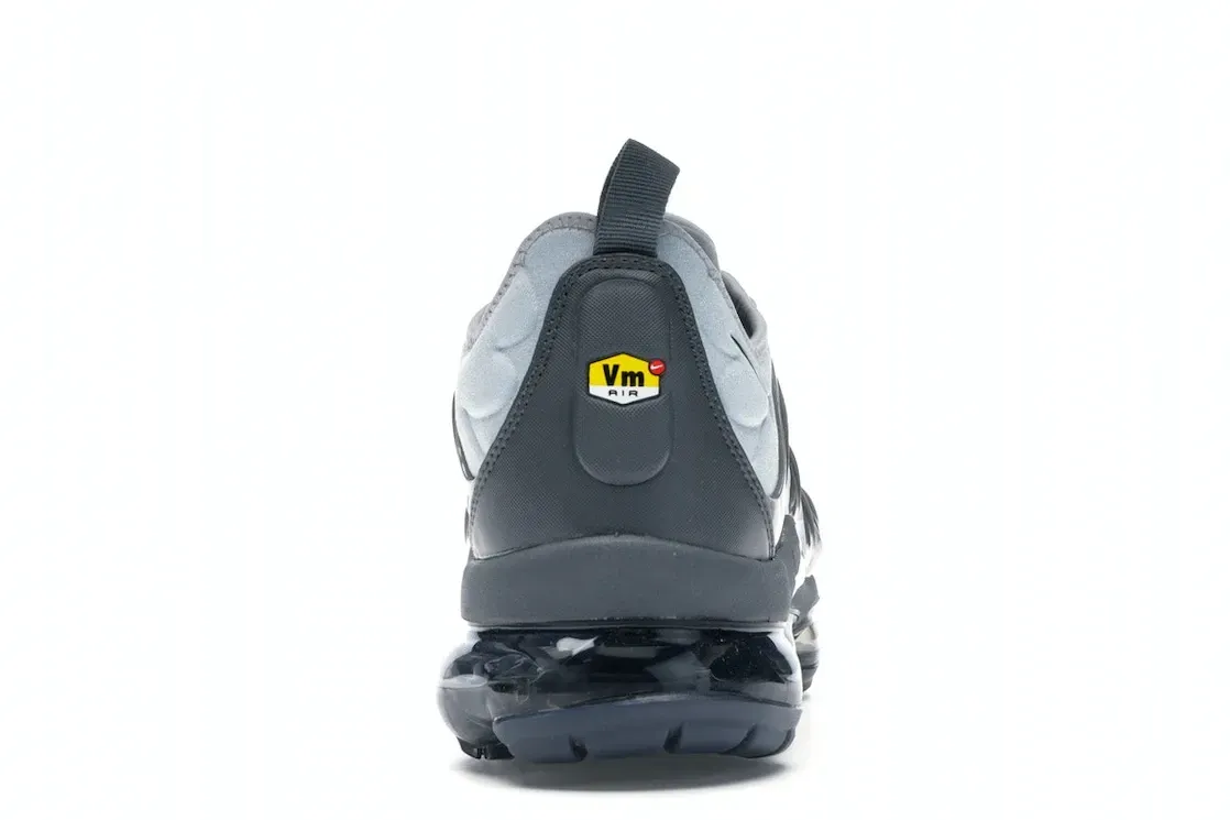 Фото № 4 с приближением к товару «‎Nike Air VaporMax Plus Wolf Grey Dark Grey»