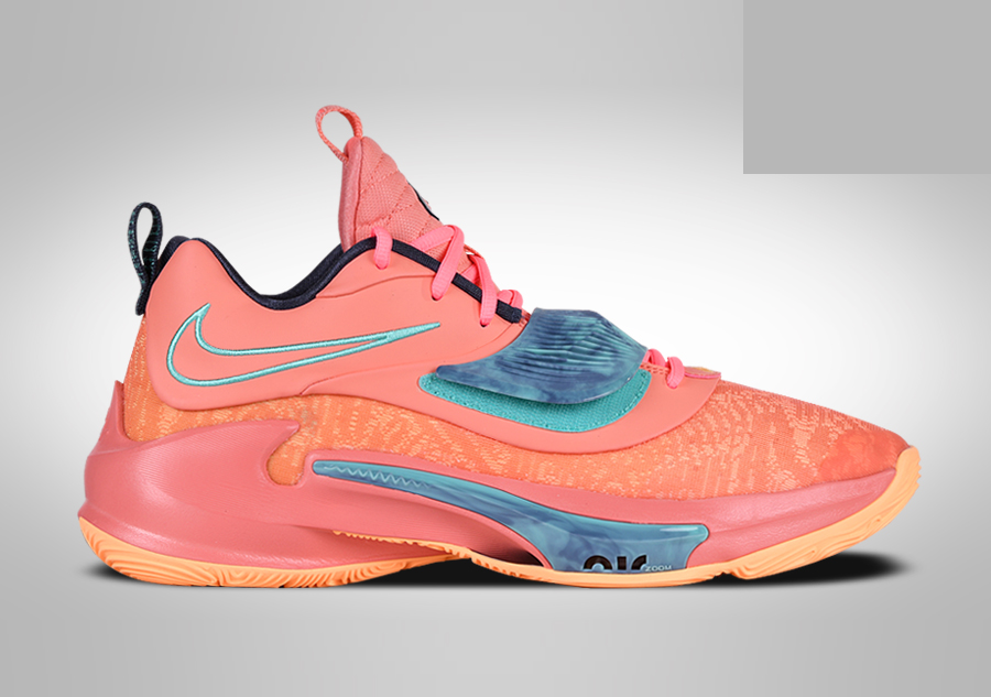 Фото № 2 с приближением к товару «‎Nike Zoom Freak 3 Crimson Bliss »