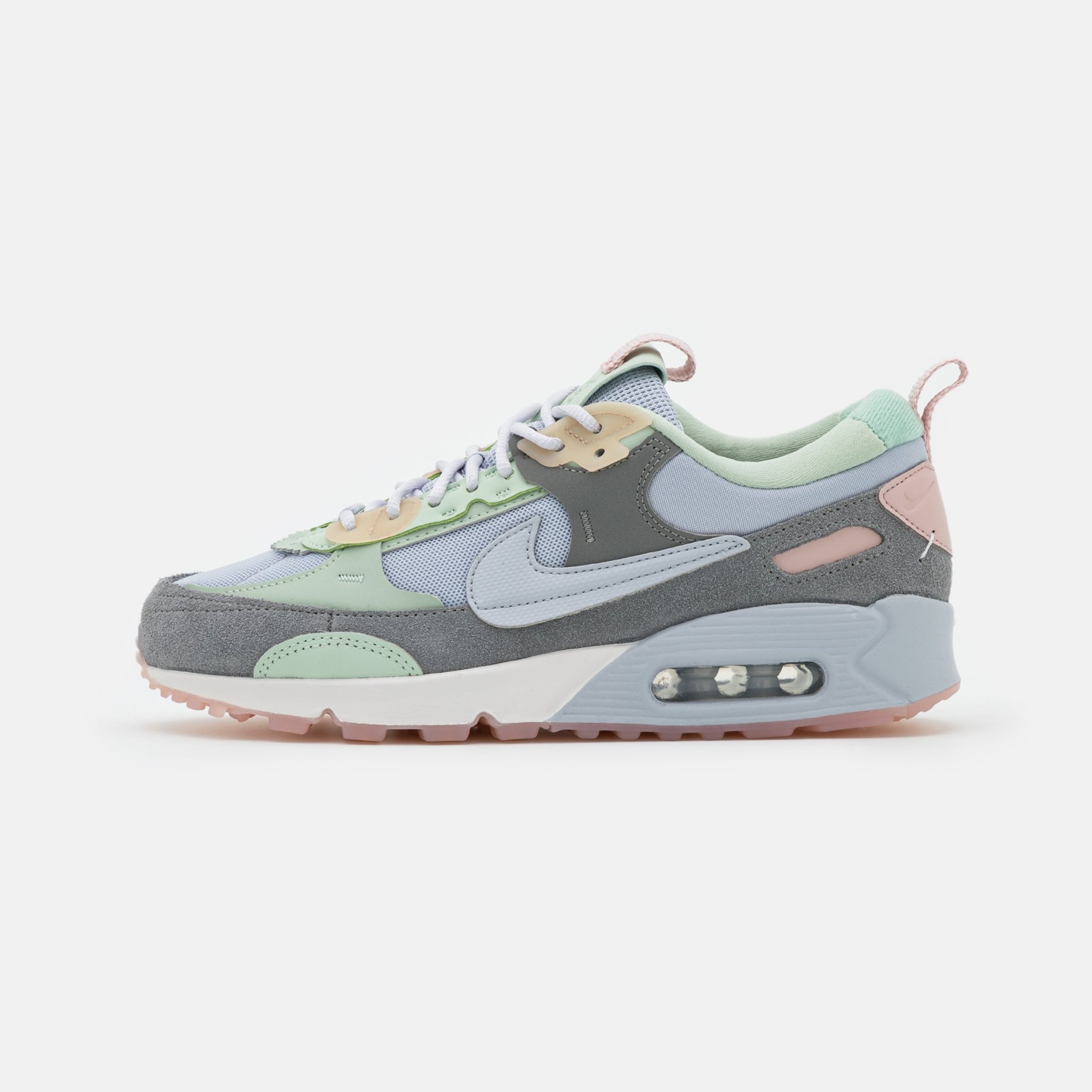 Фото № 1 с приближением к товару «‎Nike Air Max 90 Futura »