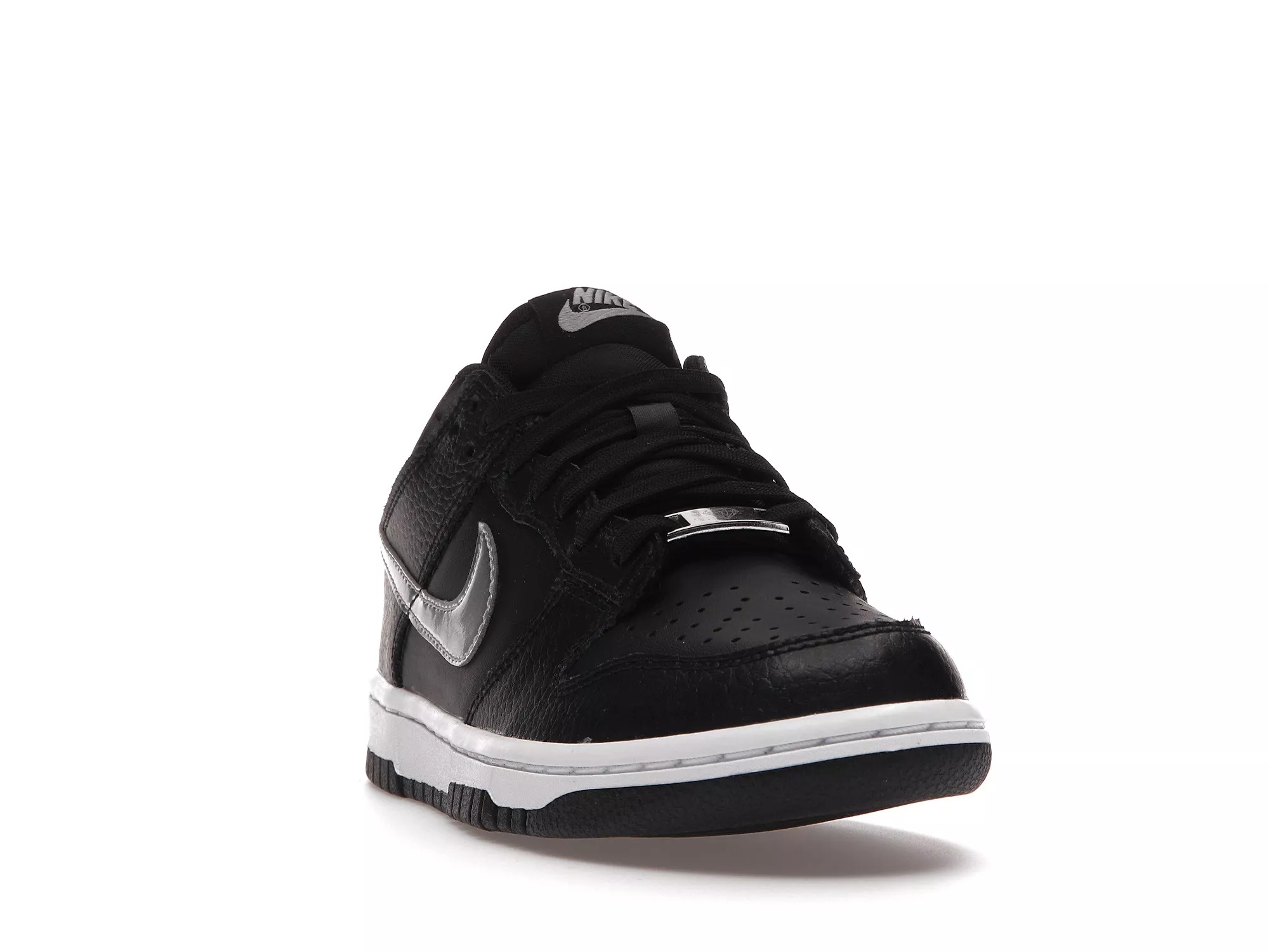 Фото № 4 с приближением к товару «‎Nike Dunk Low NBA 75th Anniversary Spurs »