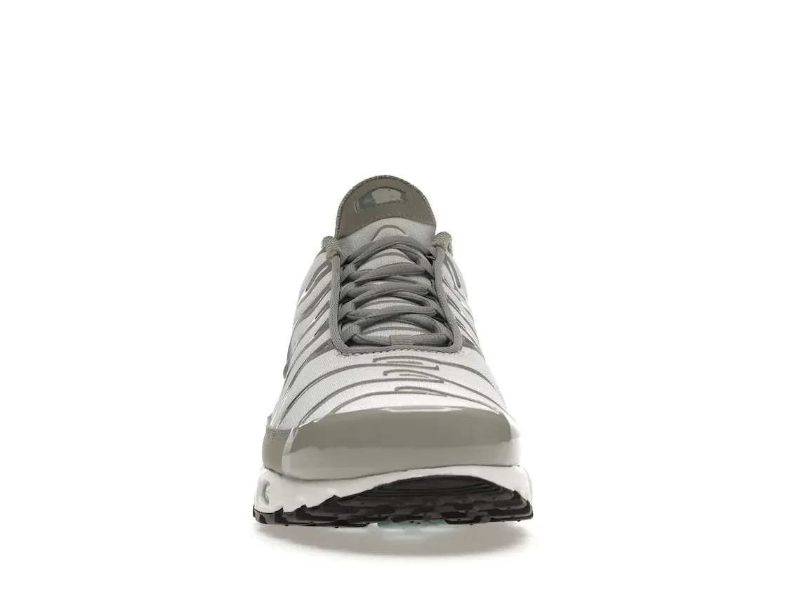 Фото № 2 с приближением к товару «‎Nike Air Max Plus Light Smoke Grey Glacier Ice»