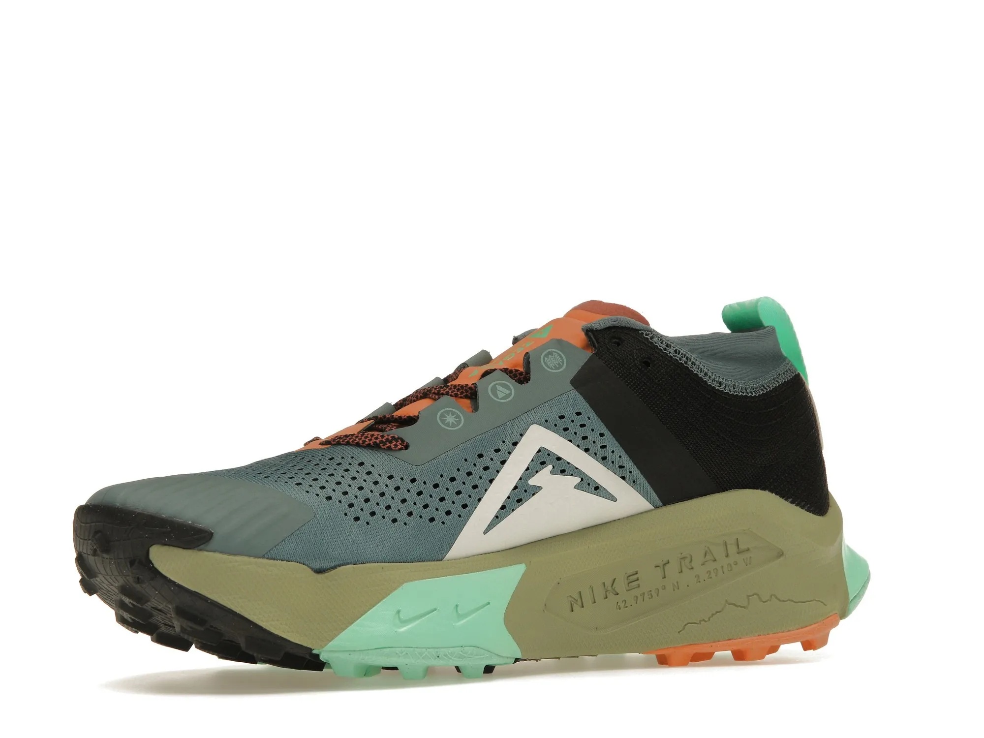 Фото № 4 с приближением к товару «‎Nike ZoomX Zegama Trail Light Slate Grey Glow Green Bone Black»