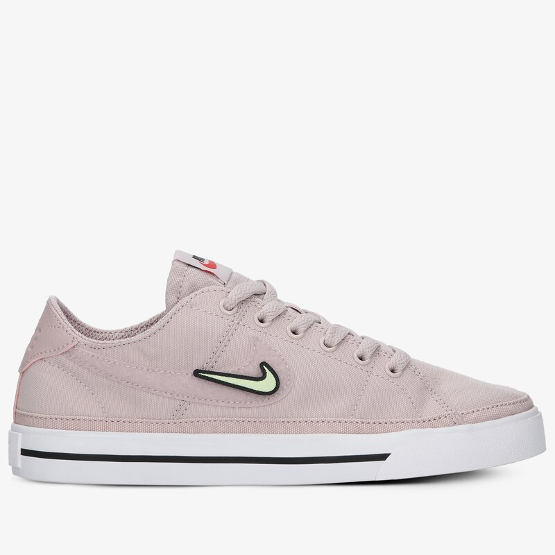 Фото № 1 с приближением к товару «‎Nike Court Legacy Valentines Day»