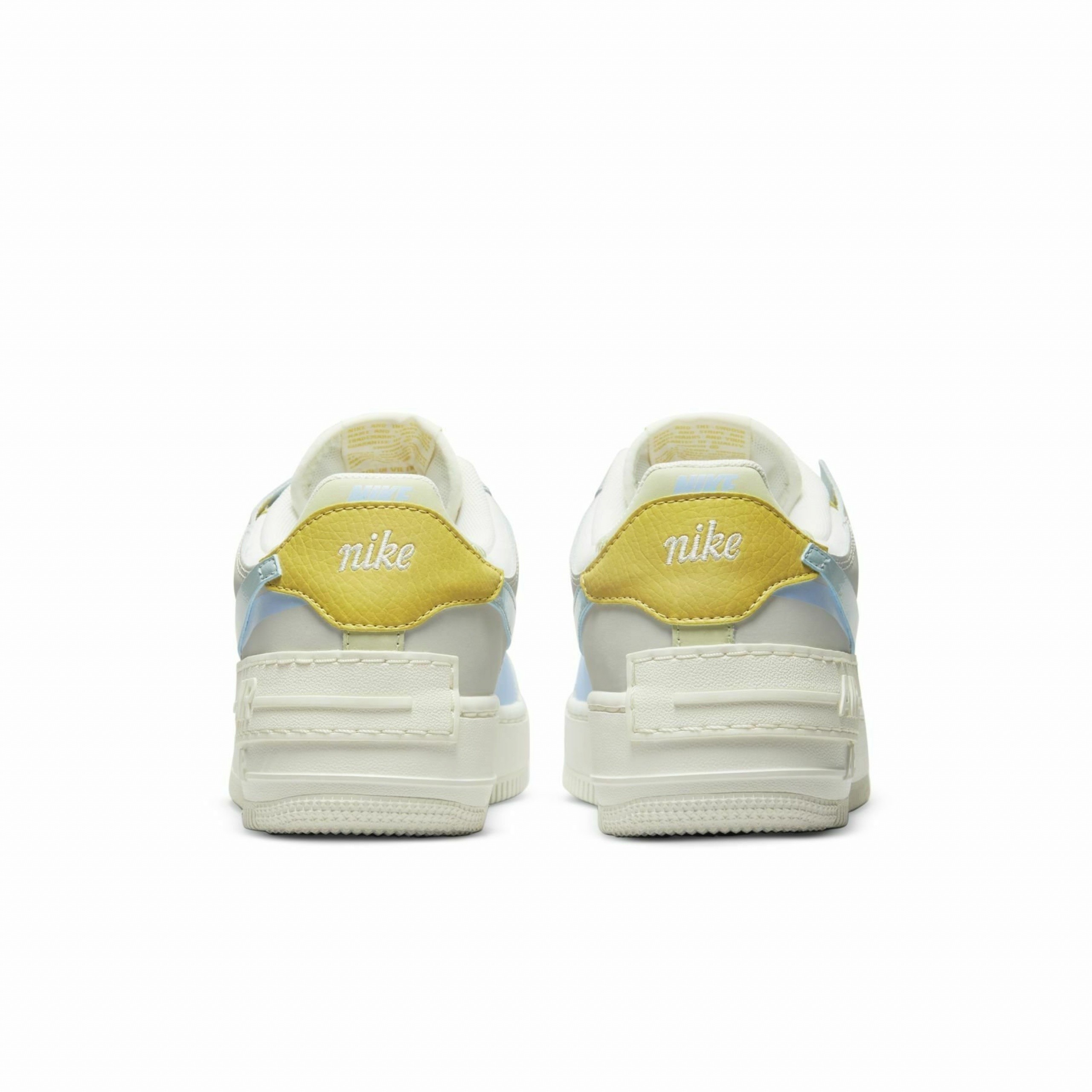 Фото № 4 с приближением к товару «‎Nike Shadow »