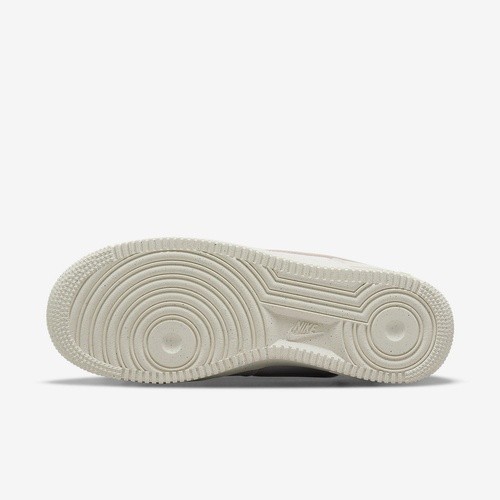 Фото № 4 с приближением к товару «‎Nike Air Force 1 07 Se Next Nature»