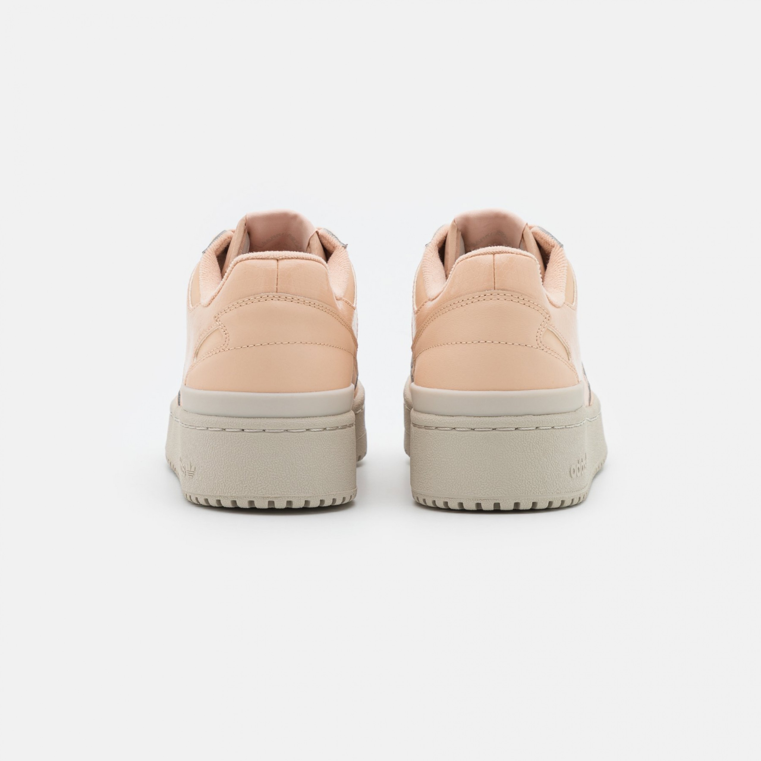 Фото № 4 с приближением к товару «‎Adidas Forum Bold »