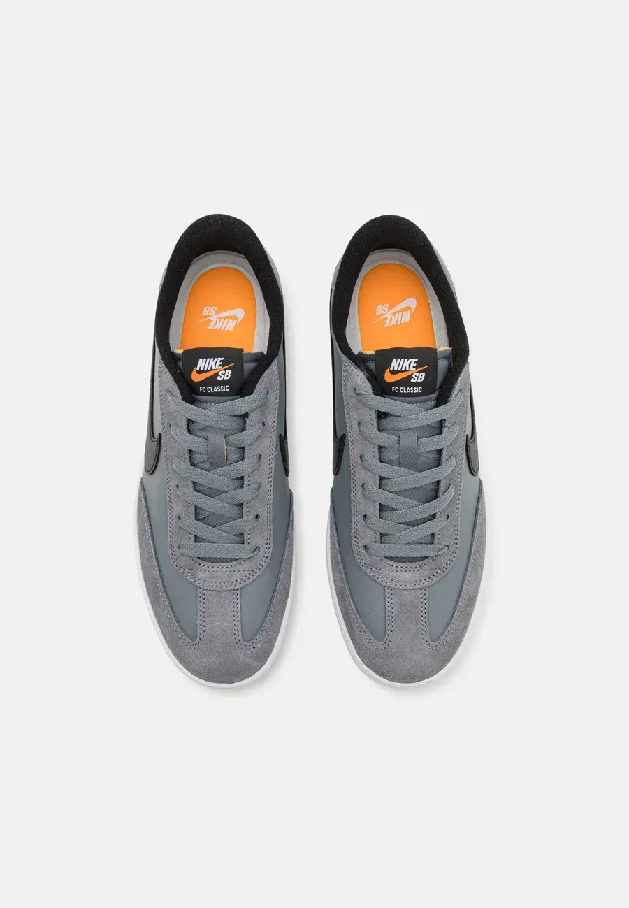 Фото № 4 с приближением к товару «‎FC CLASSIC»