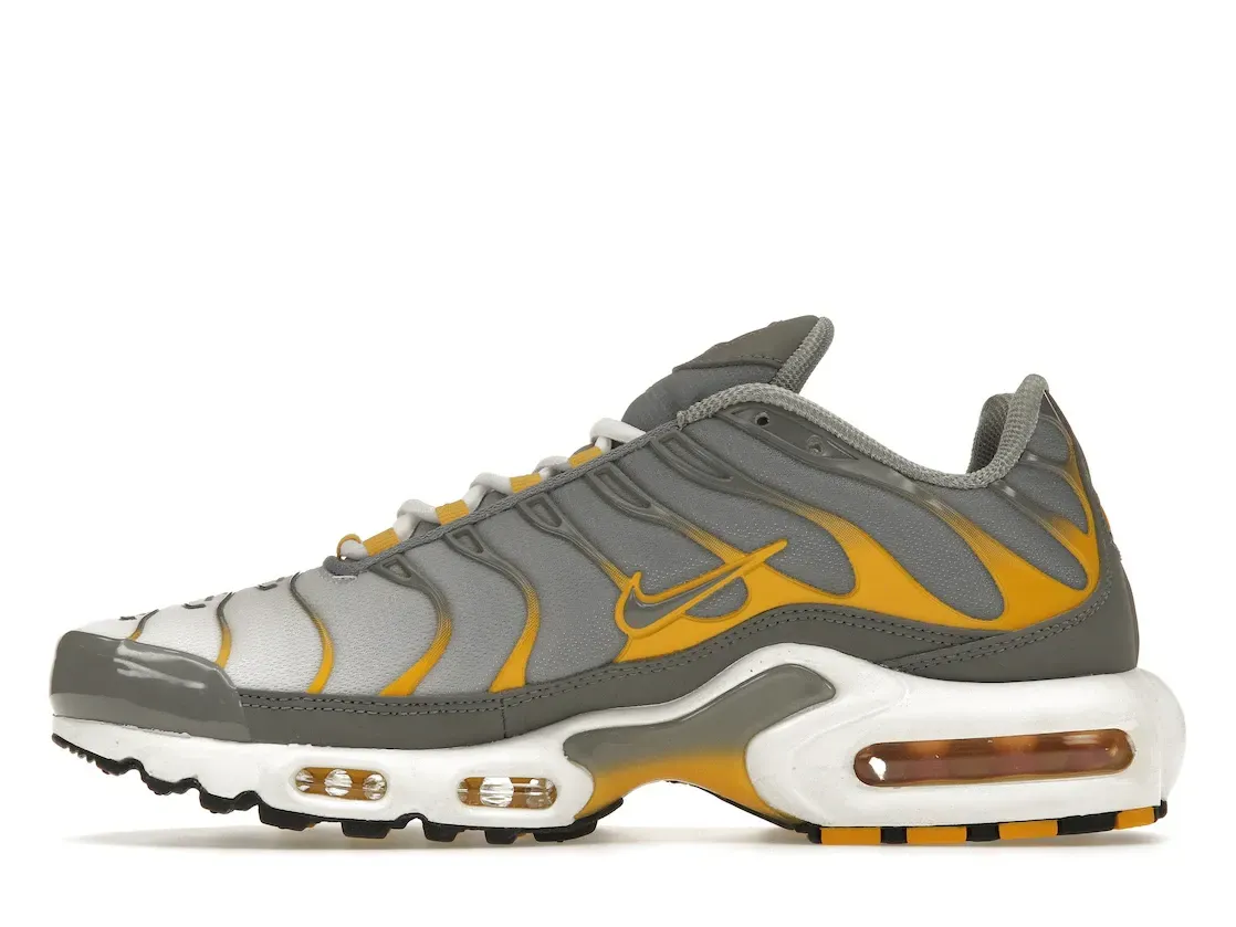 Фото № 3 с приближением к товару «‎Nike Air Max Plus Particle Grey Particle Grey Dark Sulfur»