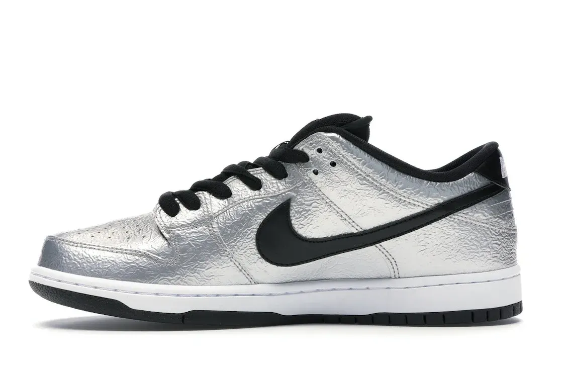 Фото № 3 с приближением к товару «‎Nike SB Dunk Low Cold Pizza»