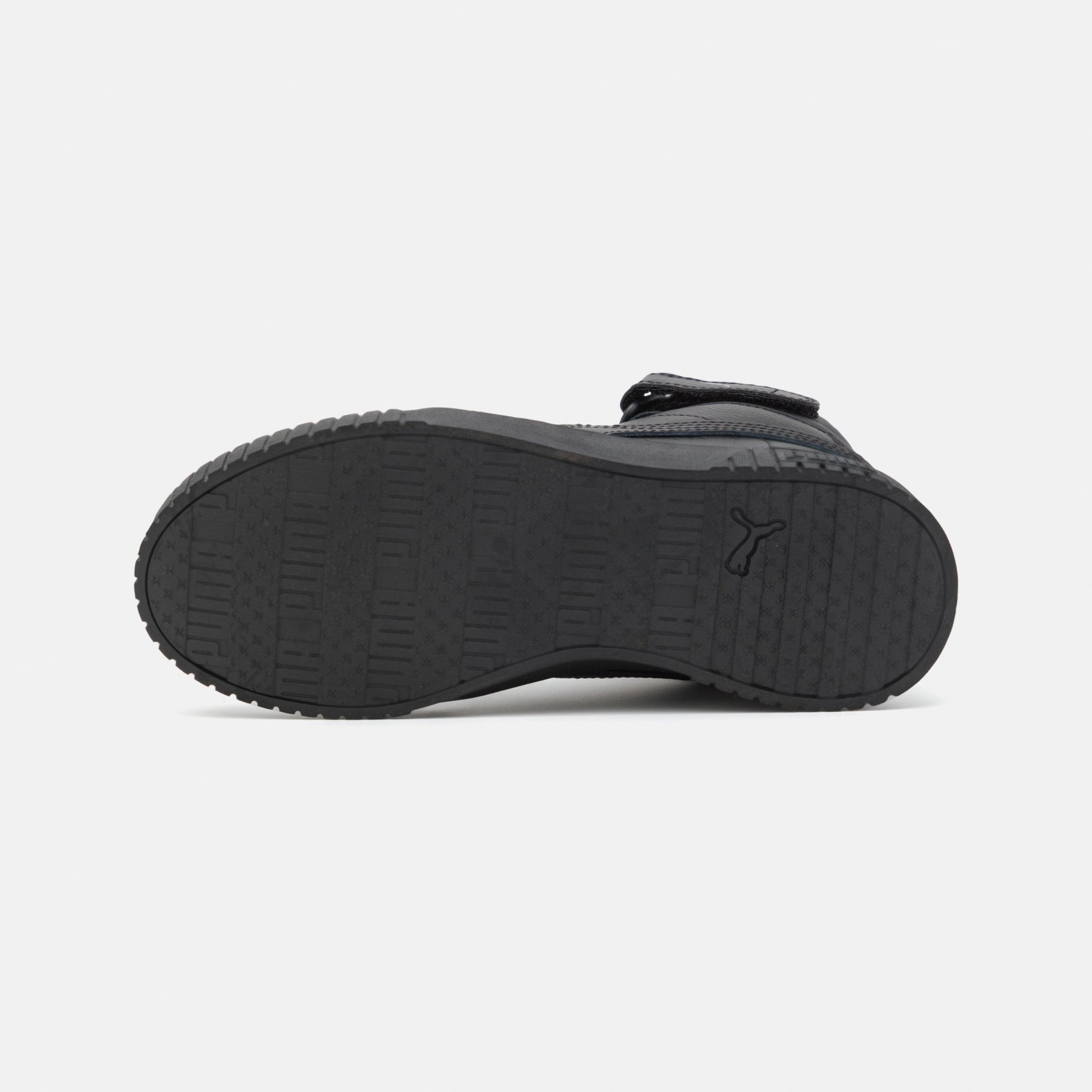 Фото № 5 с приближением к товару «‎Puma Carina 2.0 »