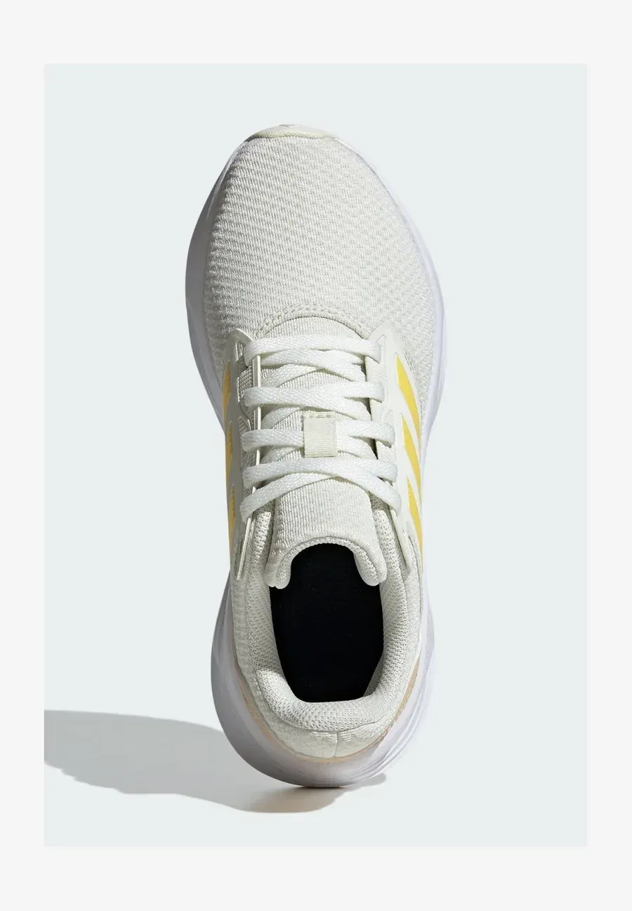 Фото № 3 с приближением к товару «‎GALAXY»