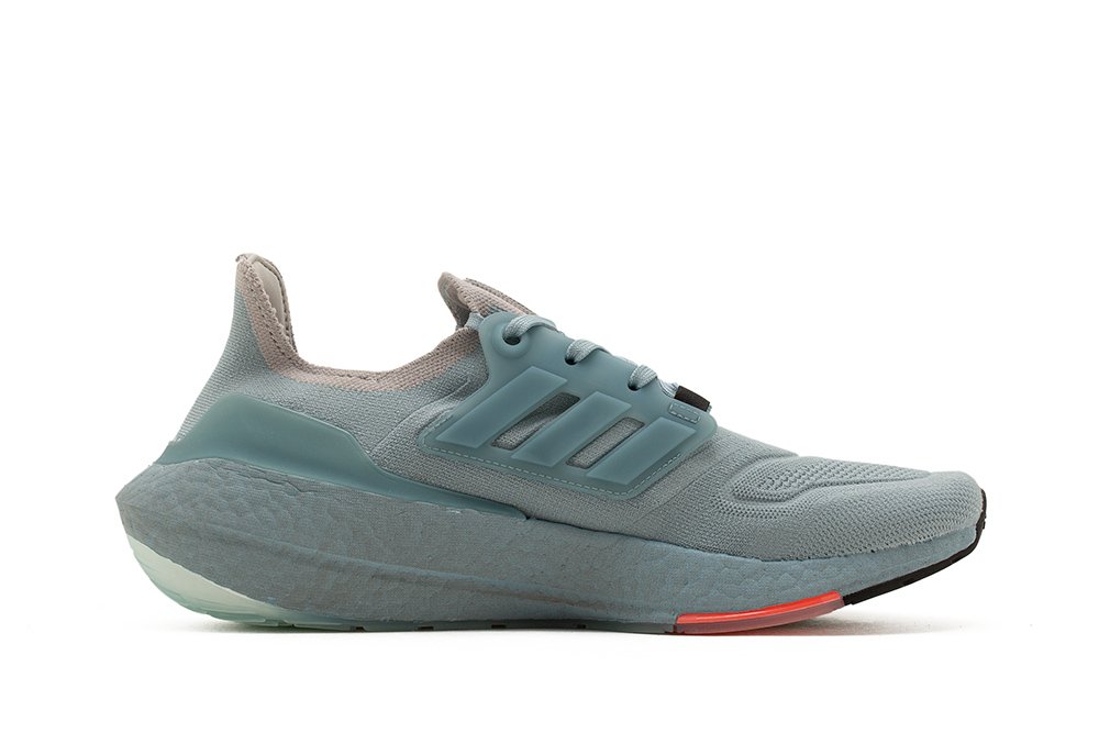 Фото № 3 с приближением к товару «‎Adidas Ultraboost 22»