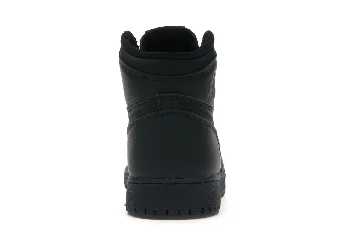 Фото № 4 с приближением к товару «‎Jordan 1 Retro High OG Essentials Black »