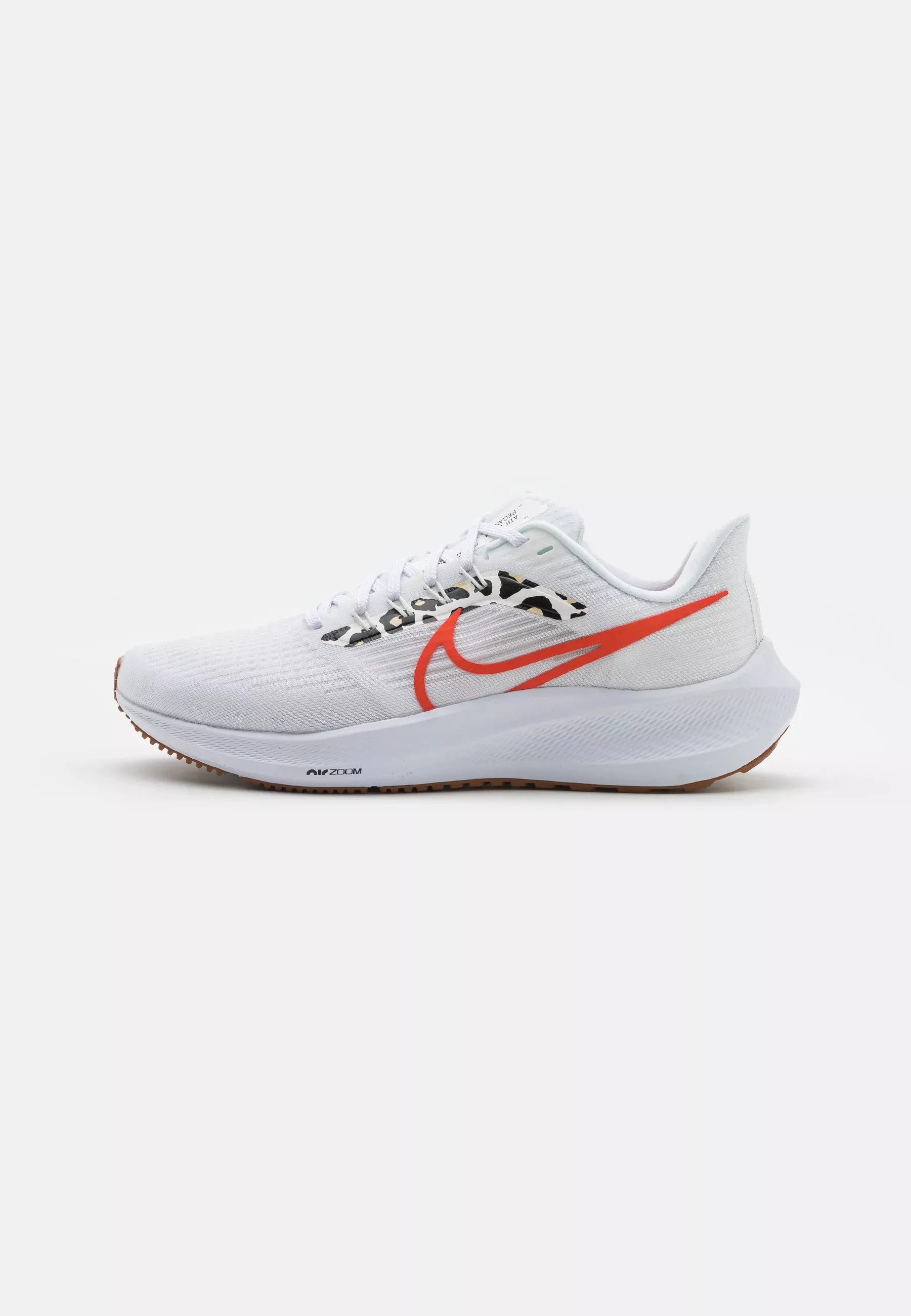 Фото № 1 с приближением к товару «‎AIR ZOOM PEGASUS 39 LP»