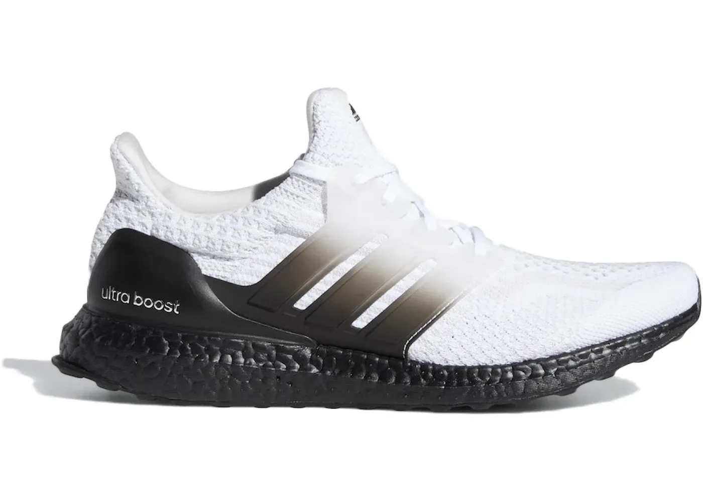 Фото № 1 с приближением к товару «‎adidas Ultra Boost 5.0 DNA Cloud White Gradient Black»