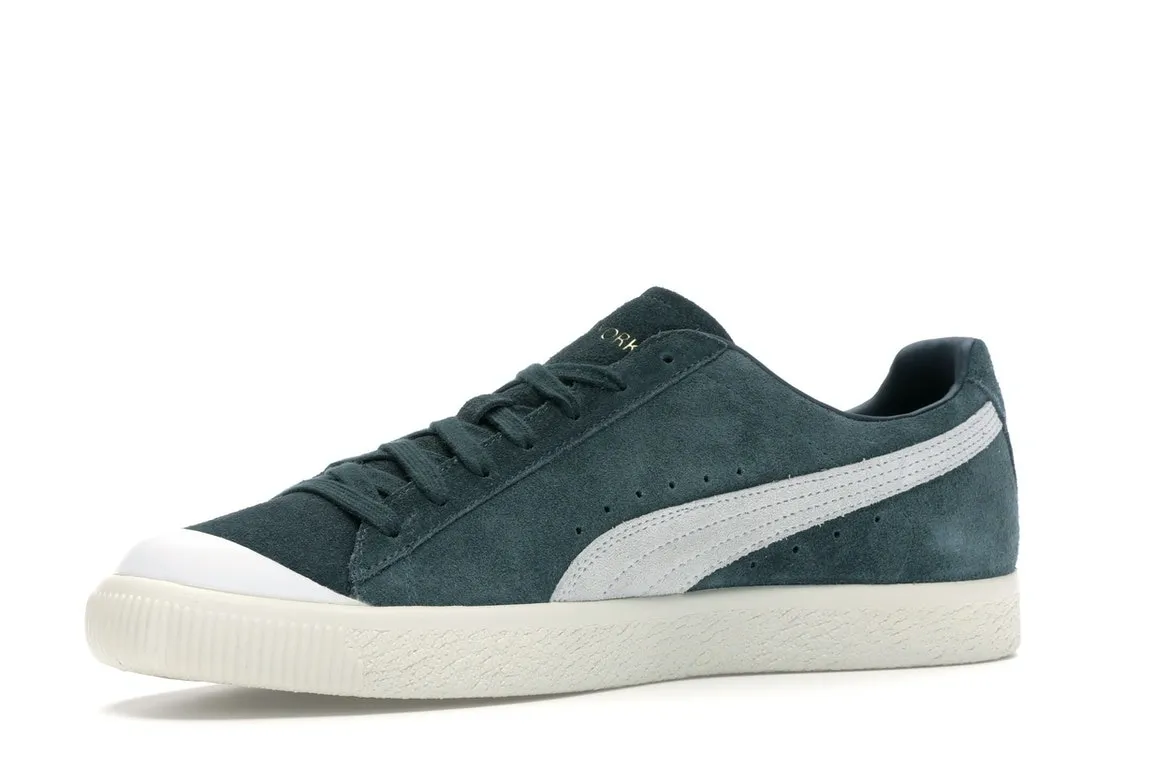 Фото № 2 с приближением к товару «‎Puma Clyde Alife New York Green»