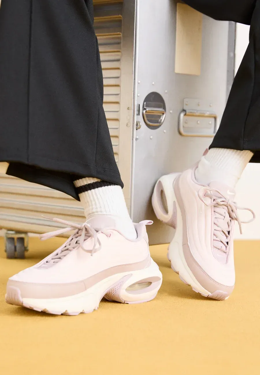 Фото № 1 с приближением к товару «‎AIR MAX PORTAL»