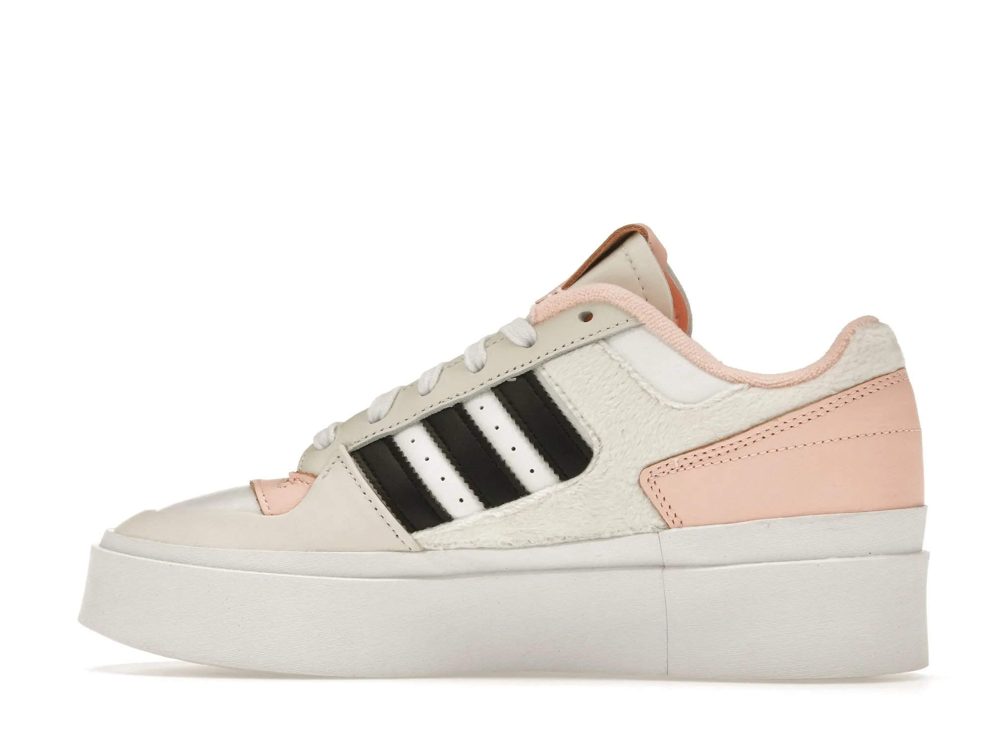 Фото № 5 с приближением к товару «‎adidas Forum Bonega Hello Kitty and Friends »