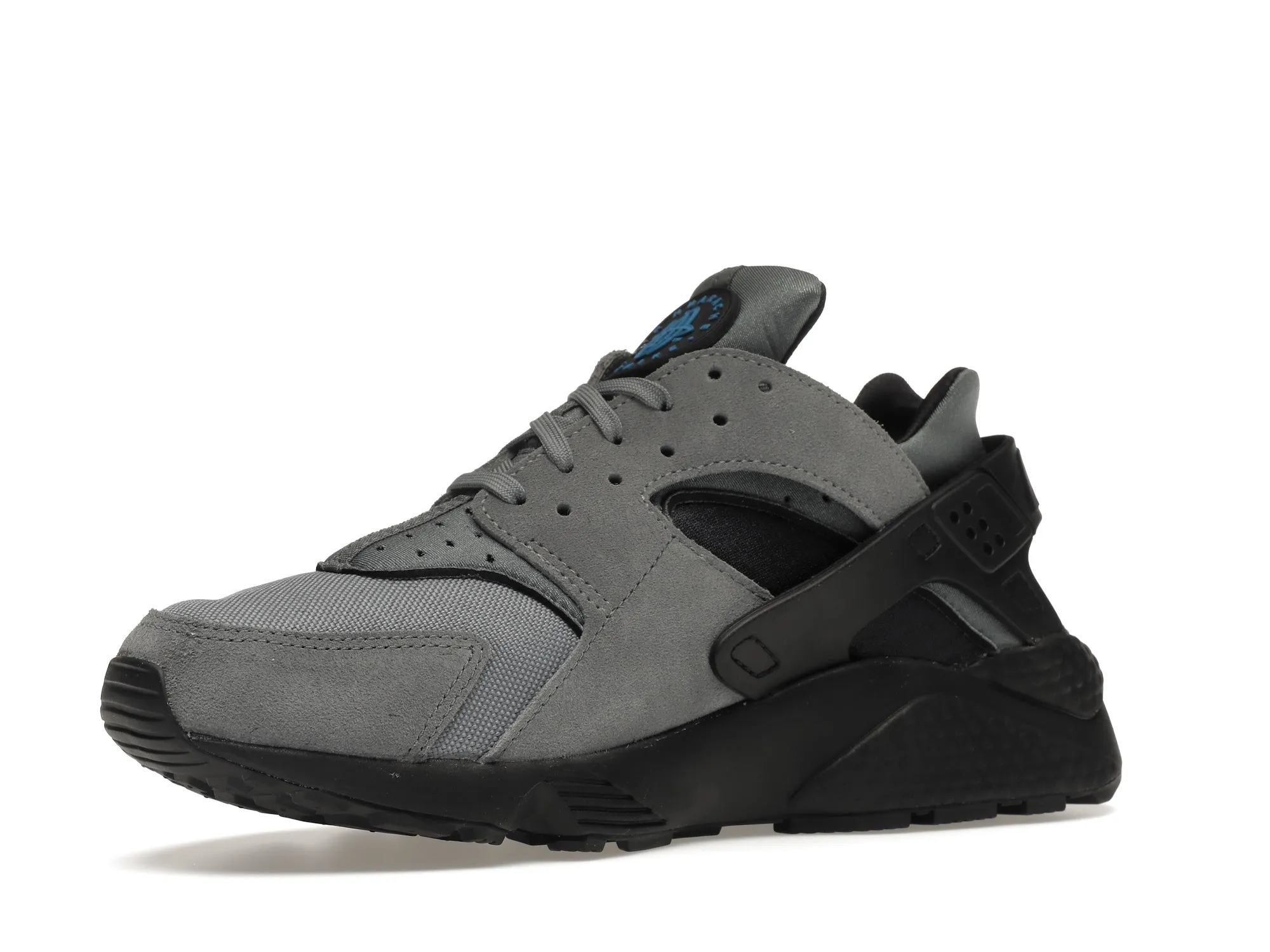Фото № 4 с приближением к товару «‎Nike Air Huarache Grey Suede Laser Blue»