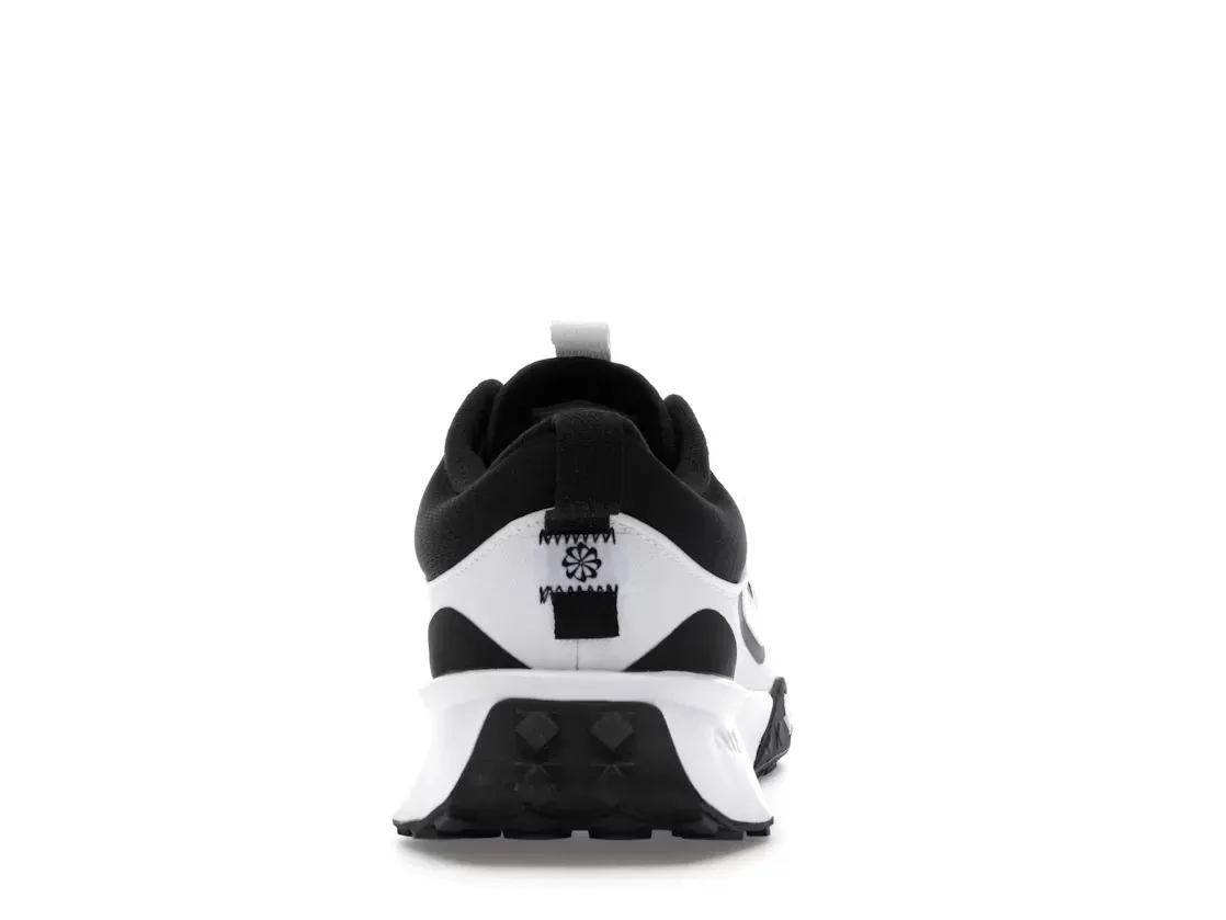 Фото № 4 с приближением к товару «‎Nike Air Diamond Varsity Turf»