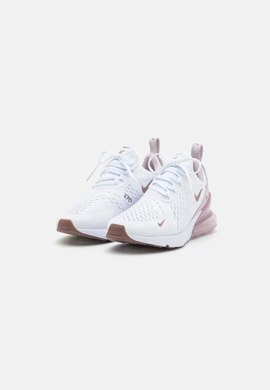 Фото № 4 с приближением к товару «‎AIR MAX 270»