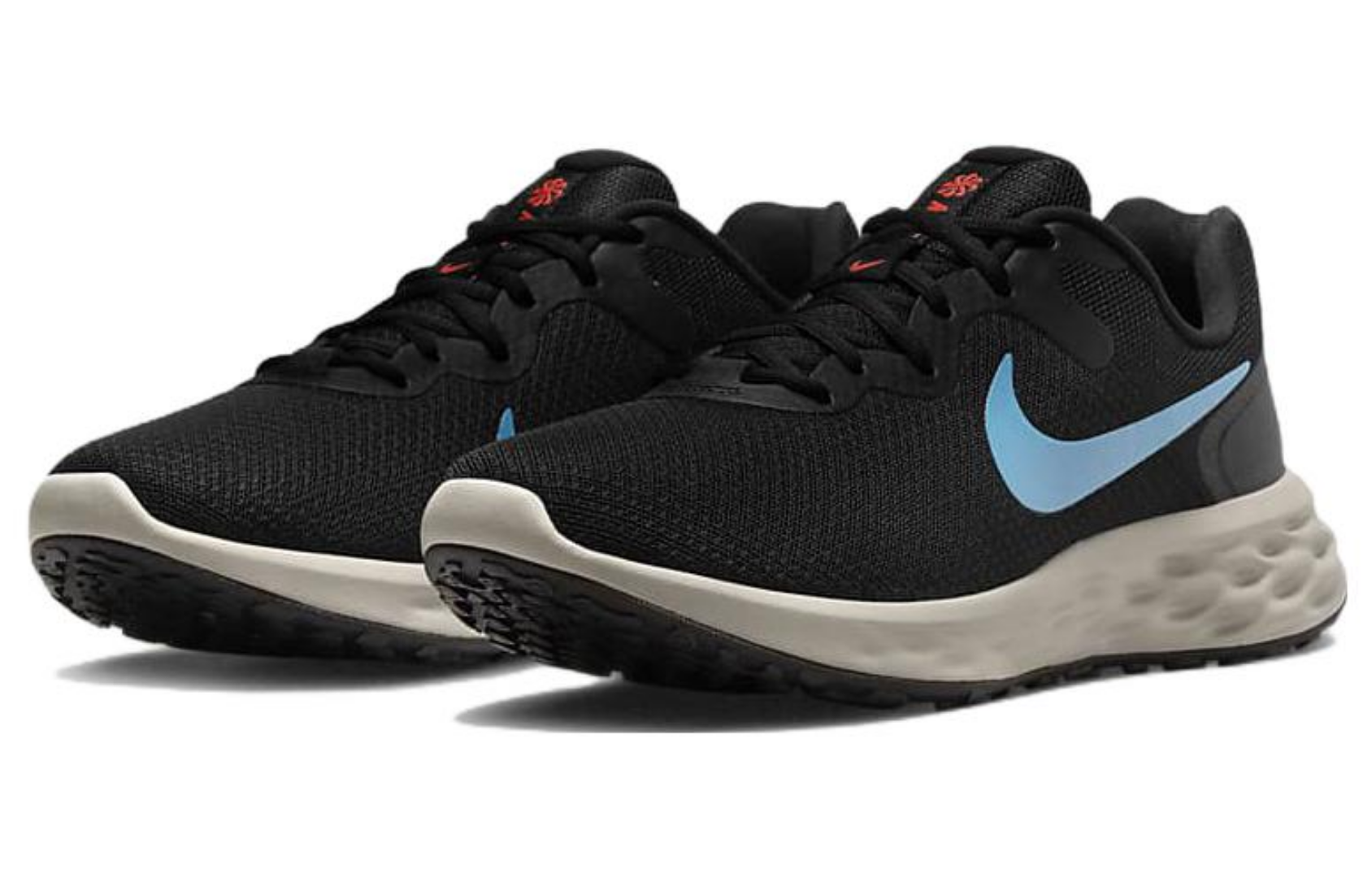 Фото № 3 с приближением к товару «‎ Nike REVOLUTION 6 Running shoes»