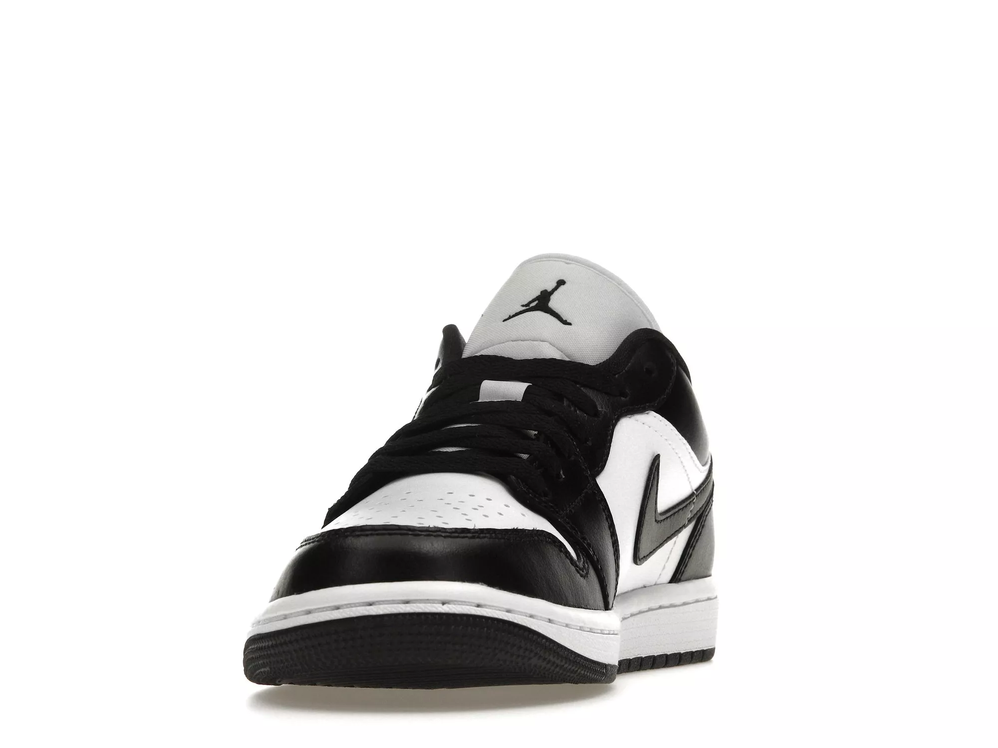 Фото № 4 с приближением к товару «‎Jordan 1 Low Panda (2023) »