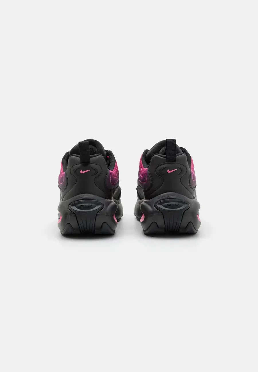 Фото № 3 с приближением к товару «‎AIR MAX PORTAL»