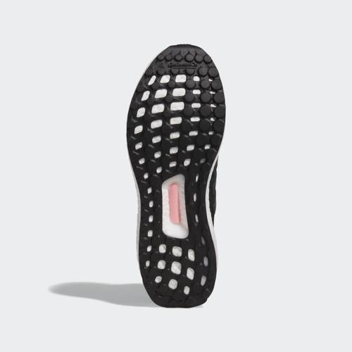 Фото № 4 с приближением к товару «‎Adidas Ultraboost 5.0 Dna»