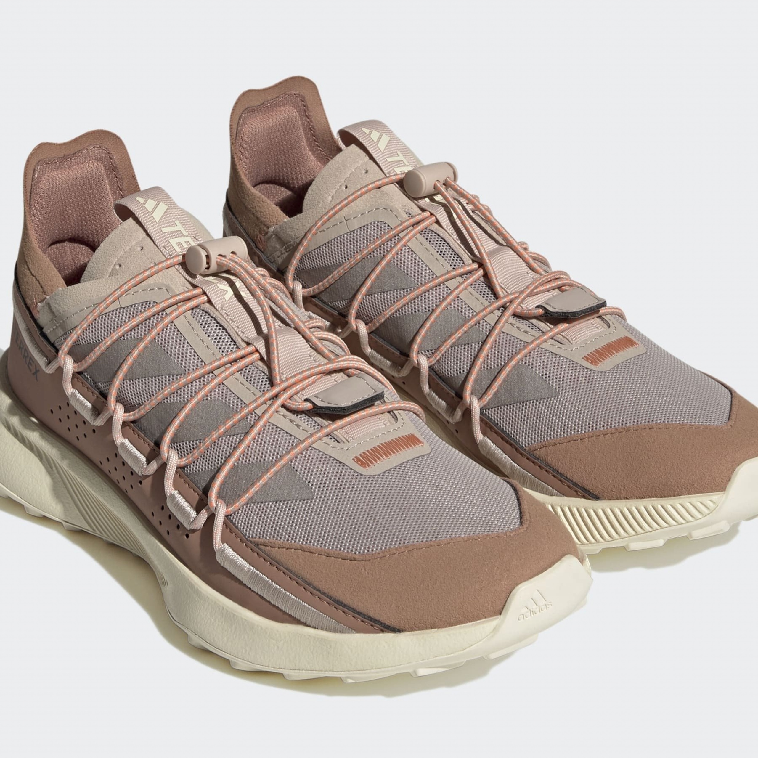 Фото № 2 с приближением к товару «‎Adidas Terrex Voyager 21 W»