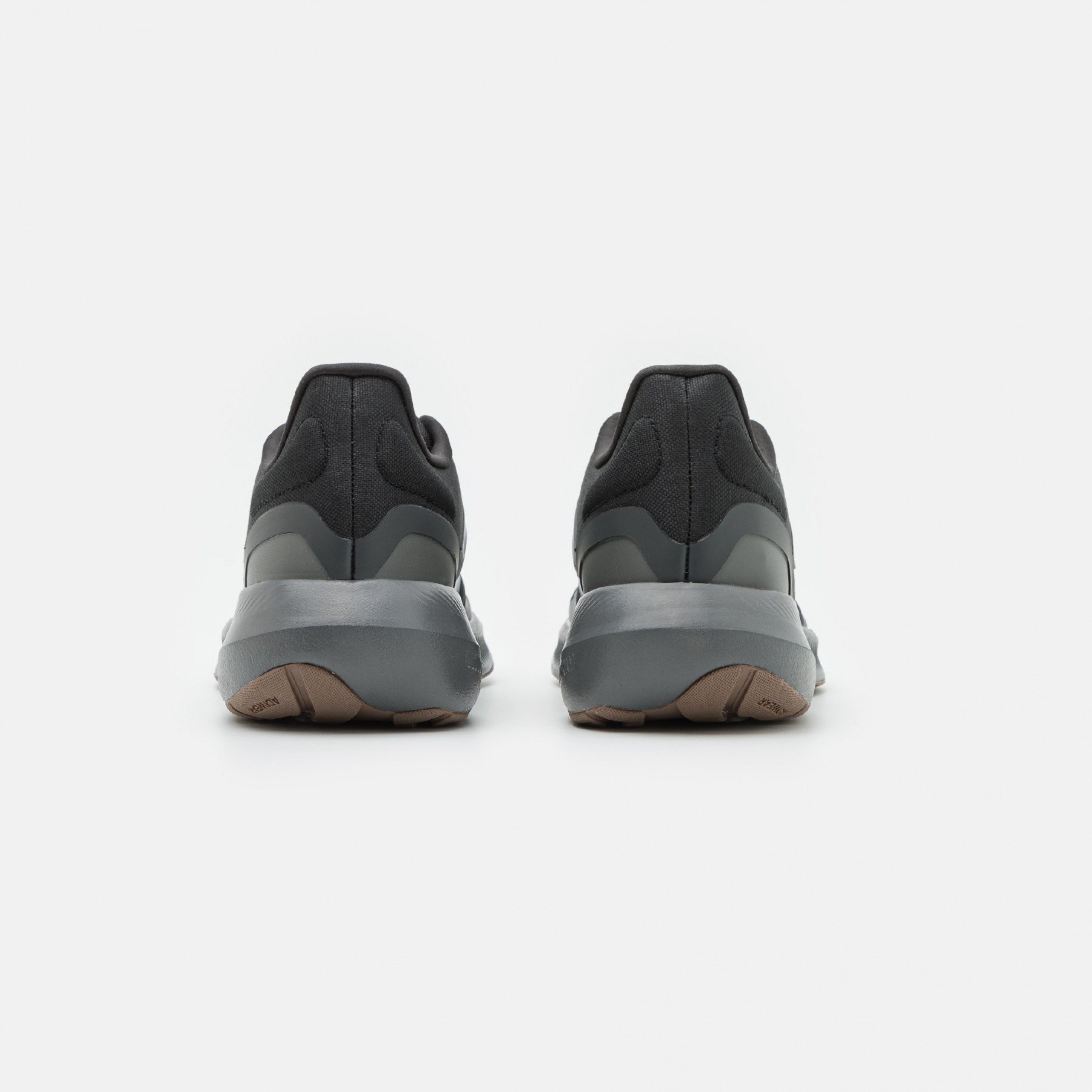 Фото № 3 с приближением к товару «‎Adidas DO Szlak»